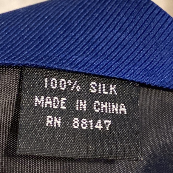 Dr. Seuss silk neckties 2 New ties “The Cat 🐈‍⬛ in The Hat” 🎩 - Picture 12 of 16